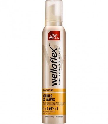 WELLAFLEX ΑΦΡΟΣ 3 ΔΥΝΑΤΟ ΚΡΑΤΗΜΑ ΓΙΑ ΜΠΟΥΚΛΕΣ (CURLS&WAVES) 6Χ200ml